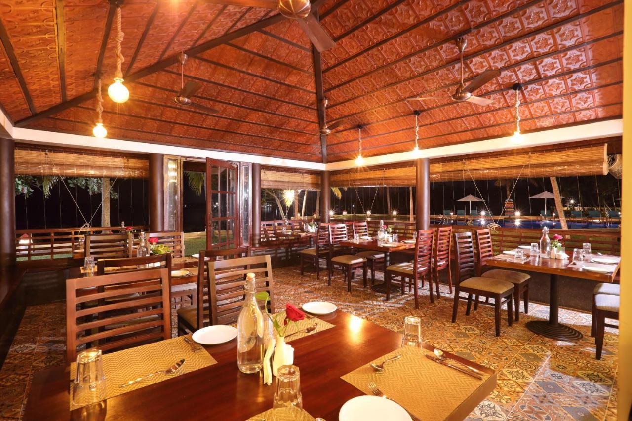 The World Backwaters, Alleppey Kumarakom Eksteriør bilde
