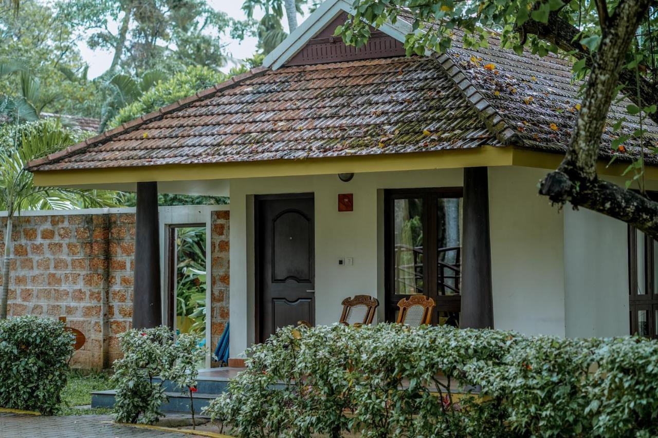 The World Backwaters, Alleppey Kumarakom Eksteriør bilde