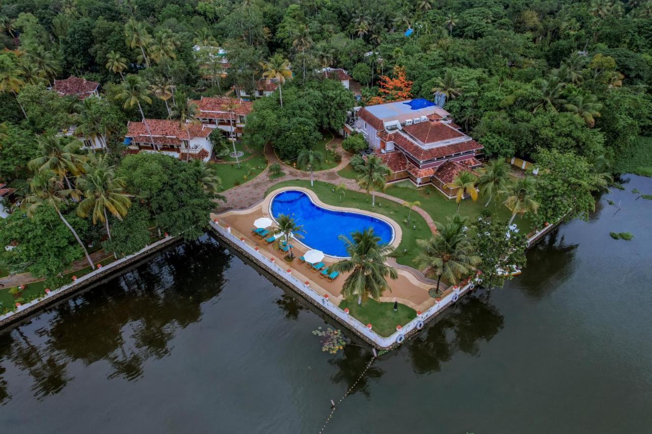 The World Backwaters, Alleppey Kumarakom Eksteriør bilde