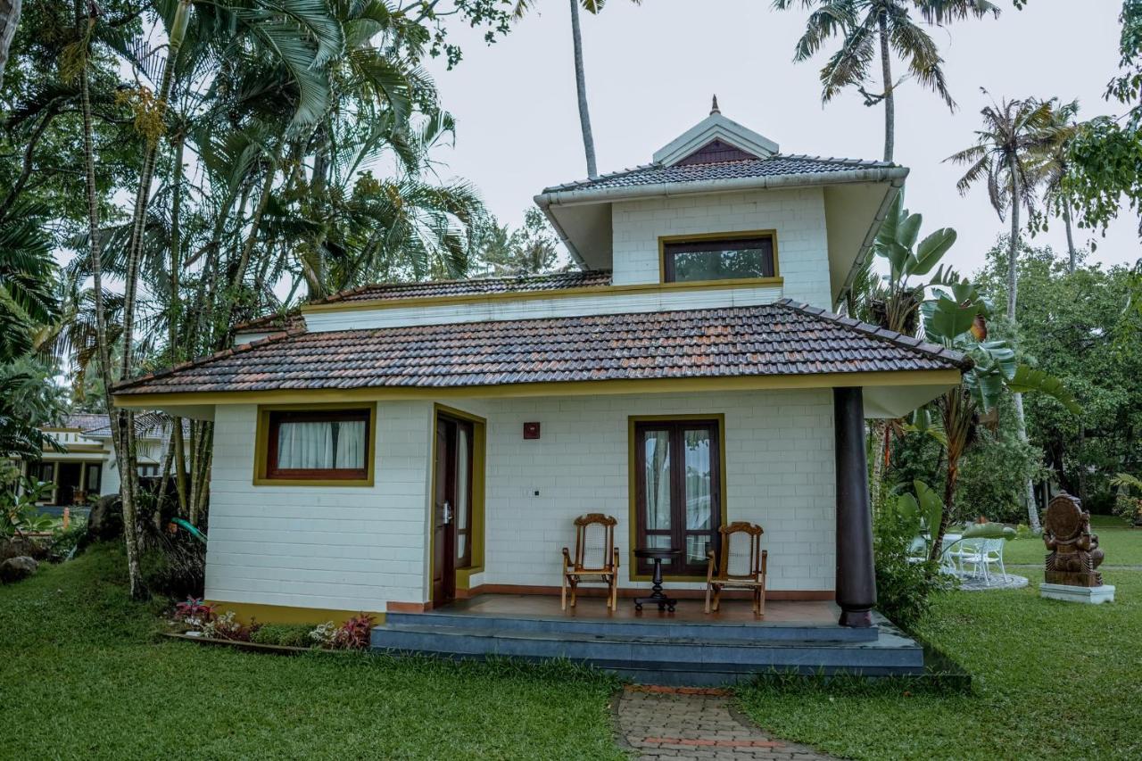 The World Backwaters, Alleppey Kumarakom Eksteriør bilde